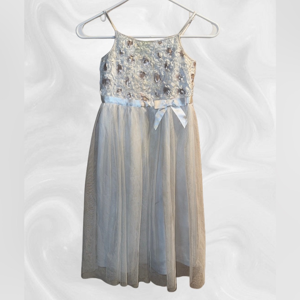 Girls dress